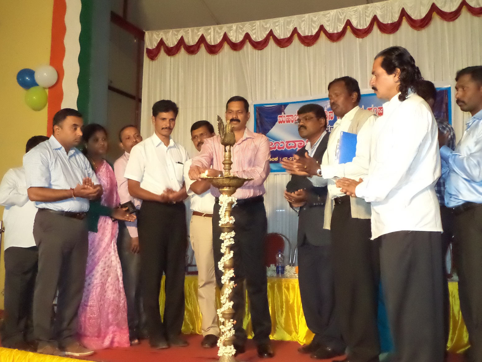 ಸಾಲ ದುರುಪಯೋಗ ಬೇಡ : ರಾಜೇಂದ್ರ ಪ್ರ   ಸಾದ್